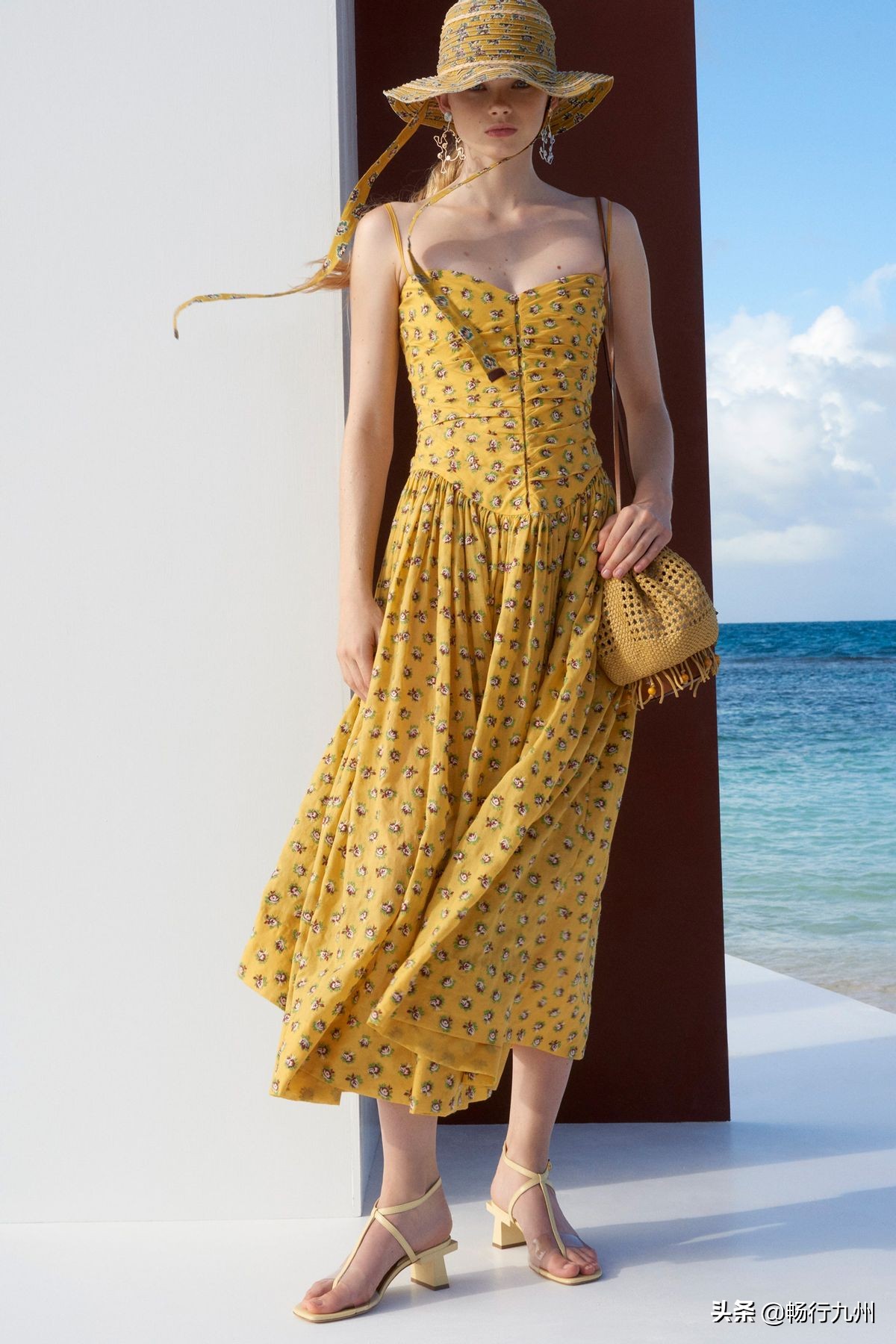 toryburch2022春夏连衣裙,2019toryburch春装