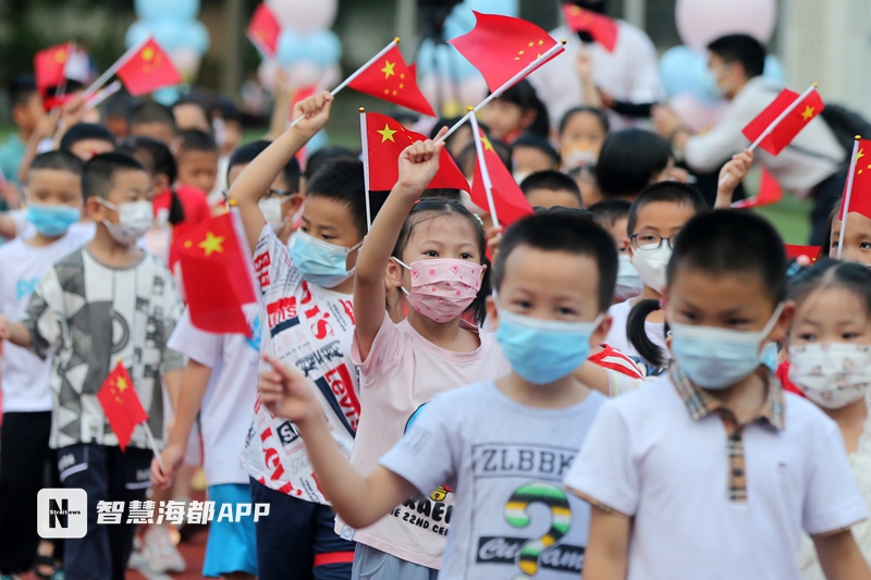 一年级萌新,一年级新生入学福州