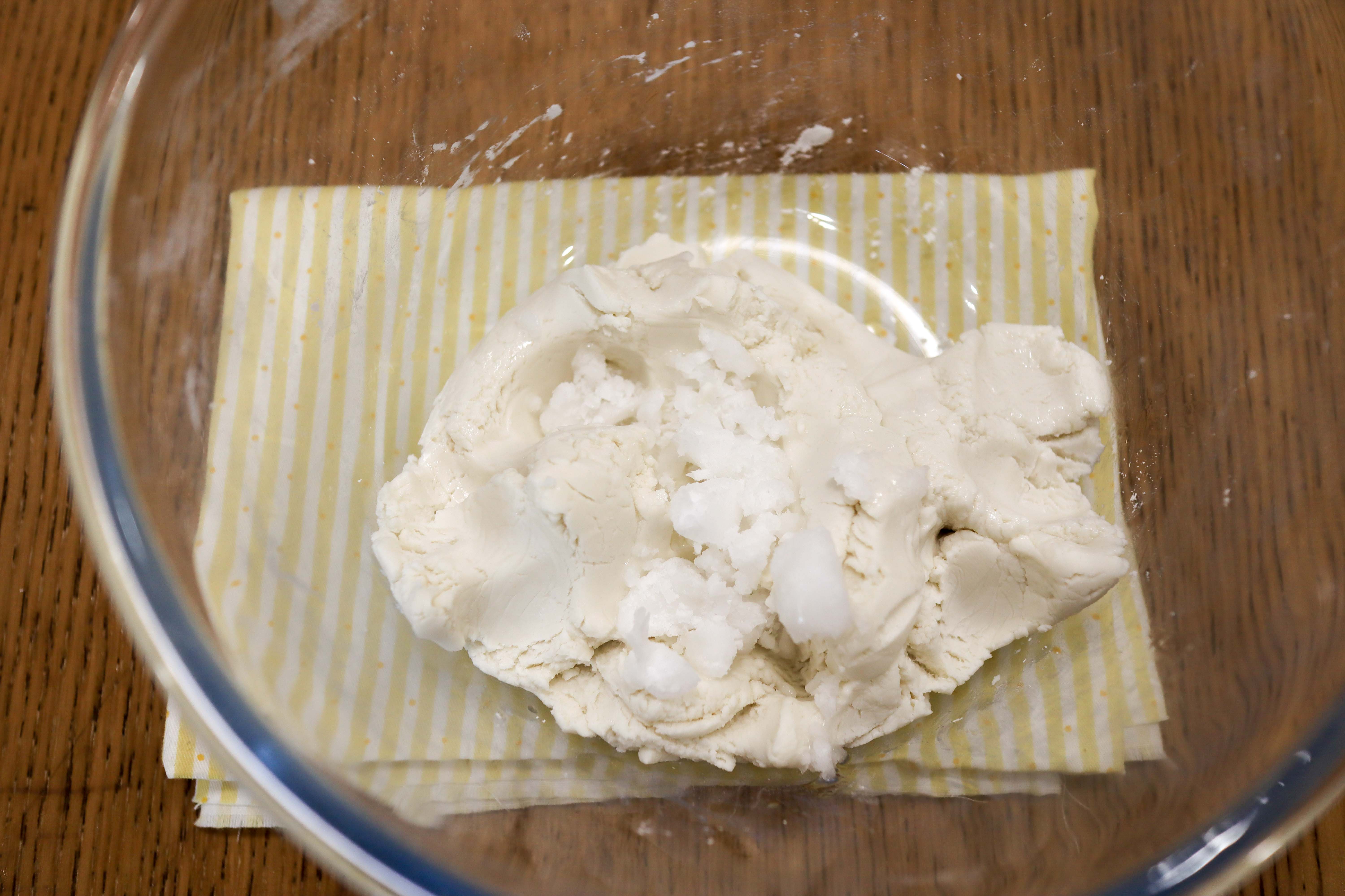 汤圆新吃法元宵节必备的,元宵节快到了教你在家做汤圆