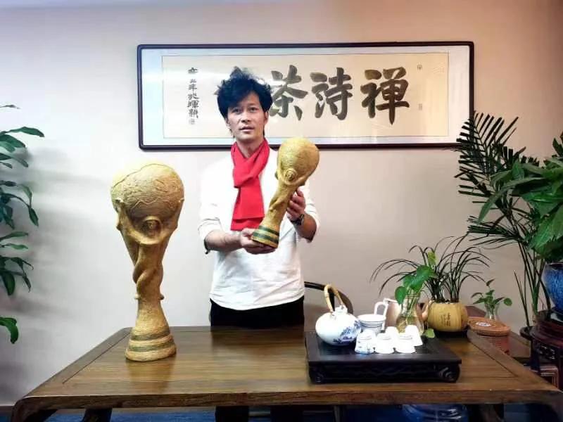 黄鑫足球解读,黄鑫巅峰赛