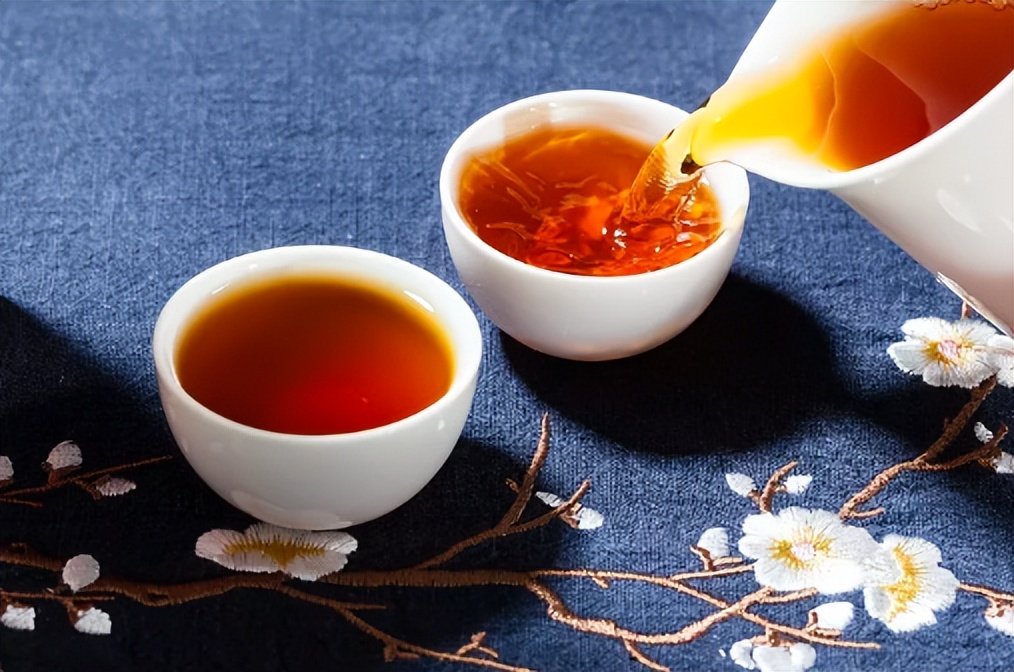 饭后一杯茶养生又养胃,饭后茶饮推荐喝什么茶