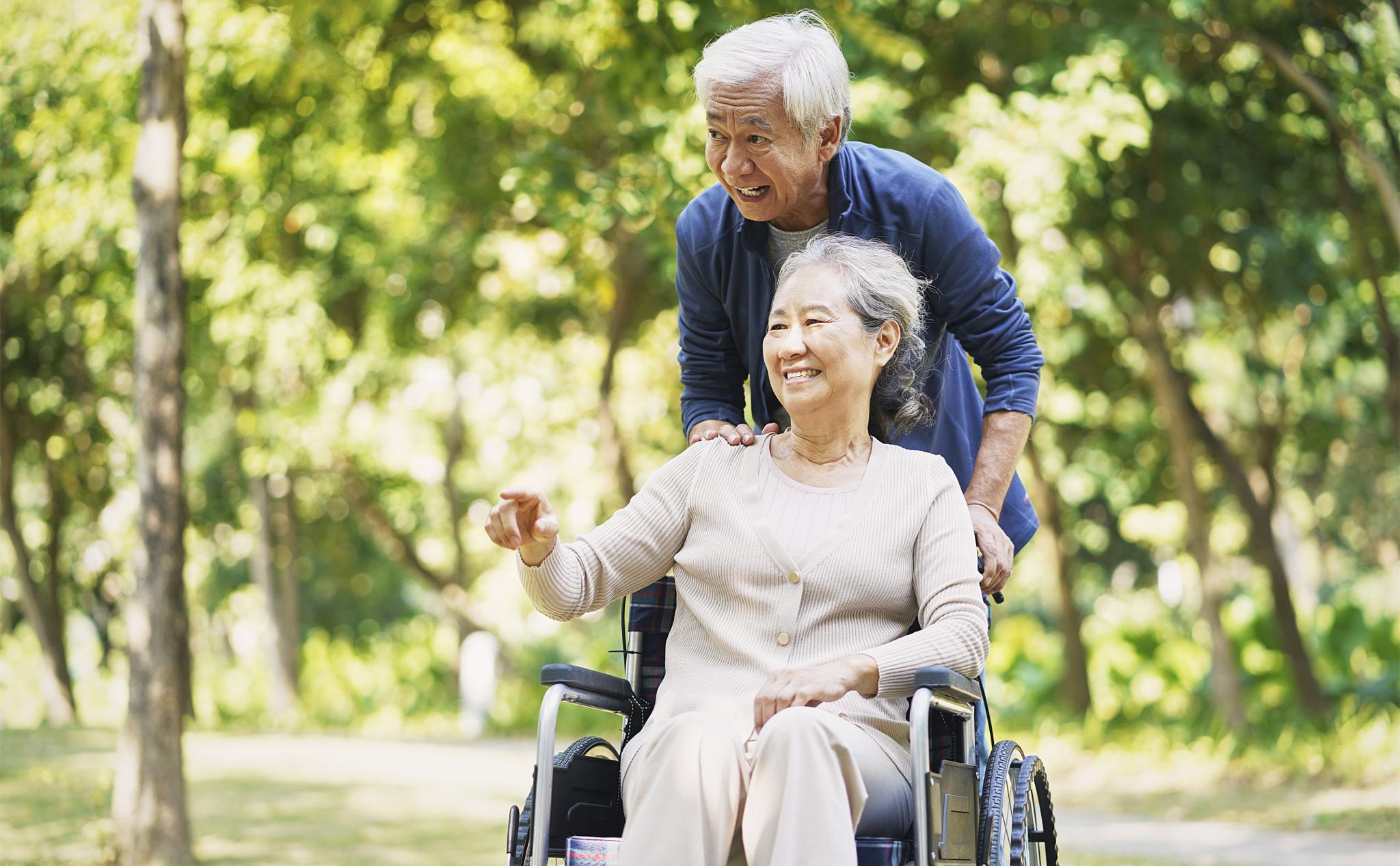 丈夫把情人安排进家里当保姆,老公把情人请回家当保姆