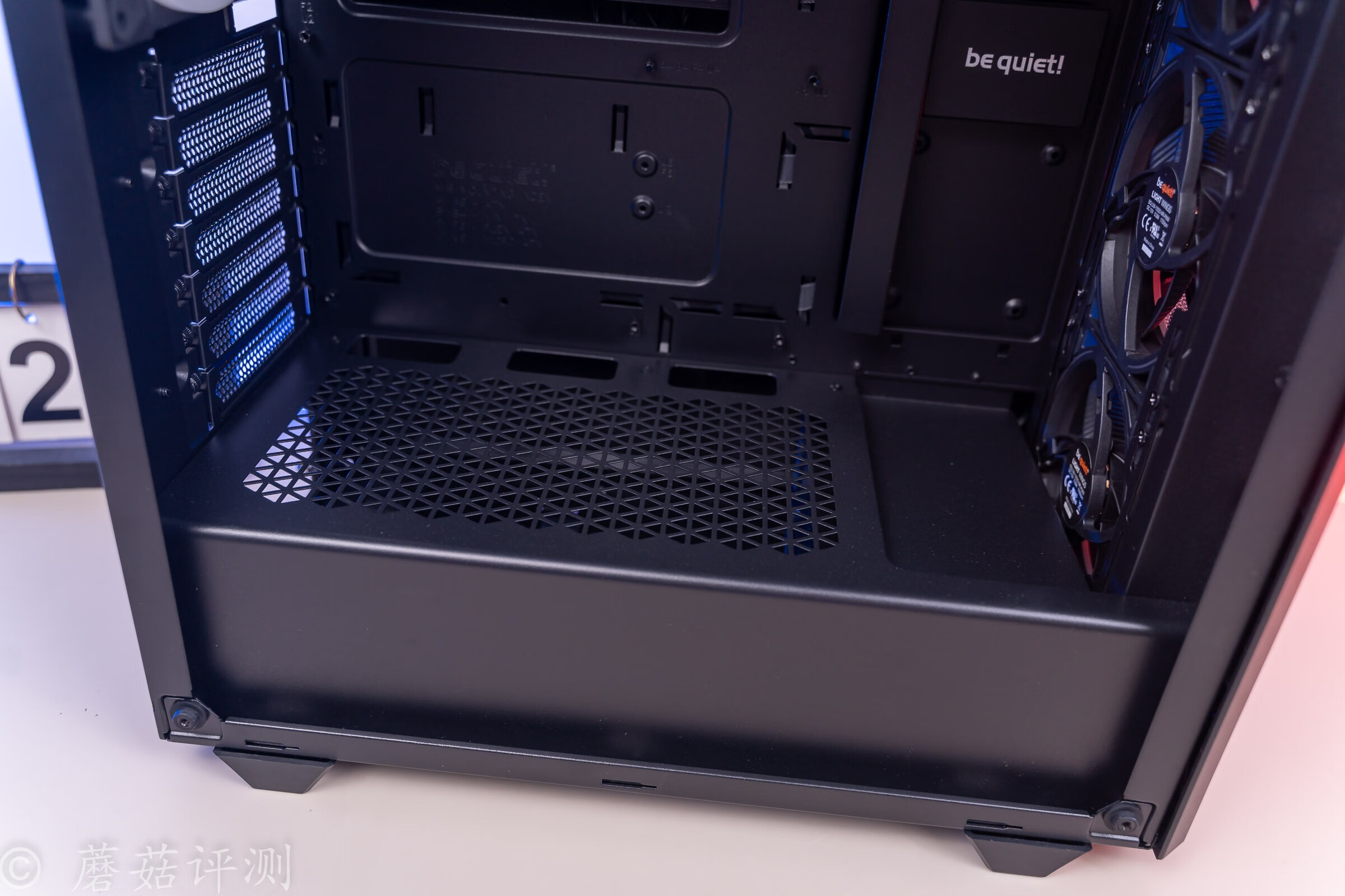 散热优秀，精致安静、德商德静界PUREBASE500FX中塔机箱体验评测
