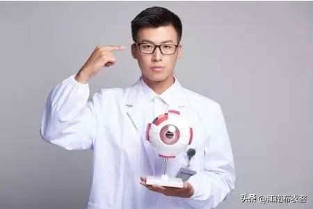 医院的哪些科室收入高又轻松,全国前十名医院医生工资年薪多少