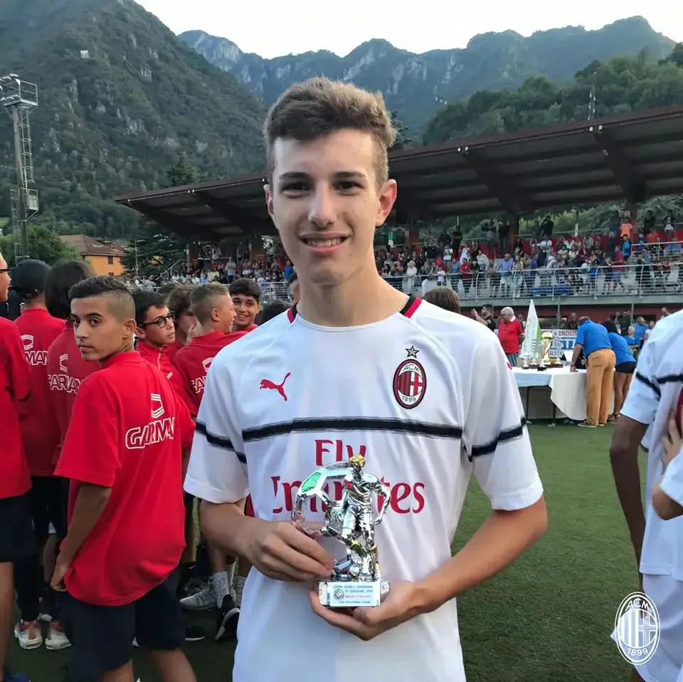 中国国内青训有哪些好苗子,现在有哪些足球青训的苗子