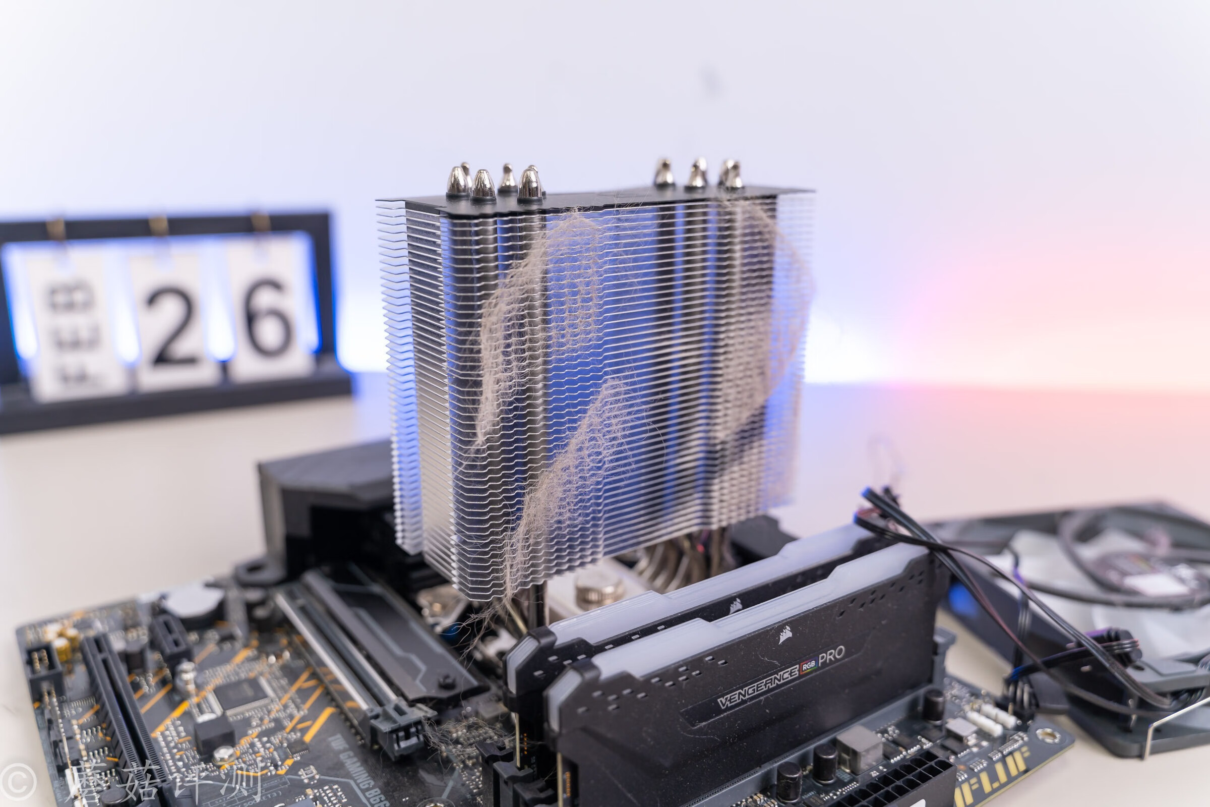 连续多日的高温，让朋友家的主机燥热难耐、更换机箱散热后获新生