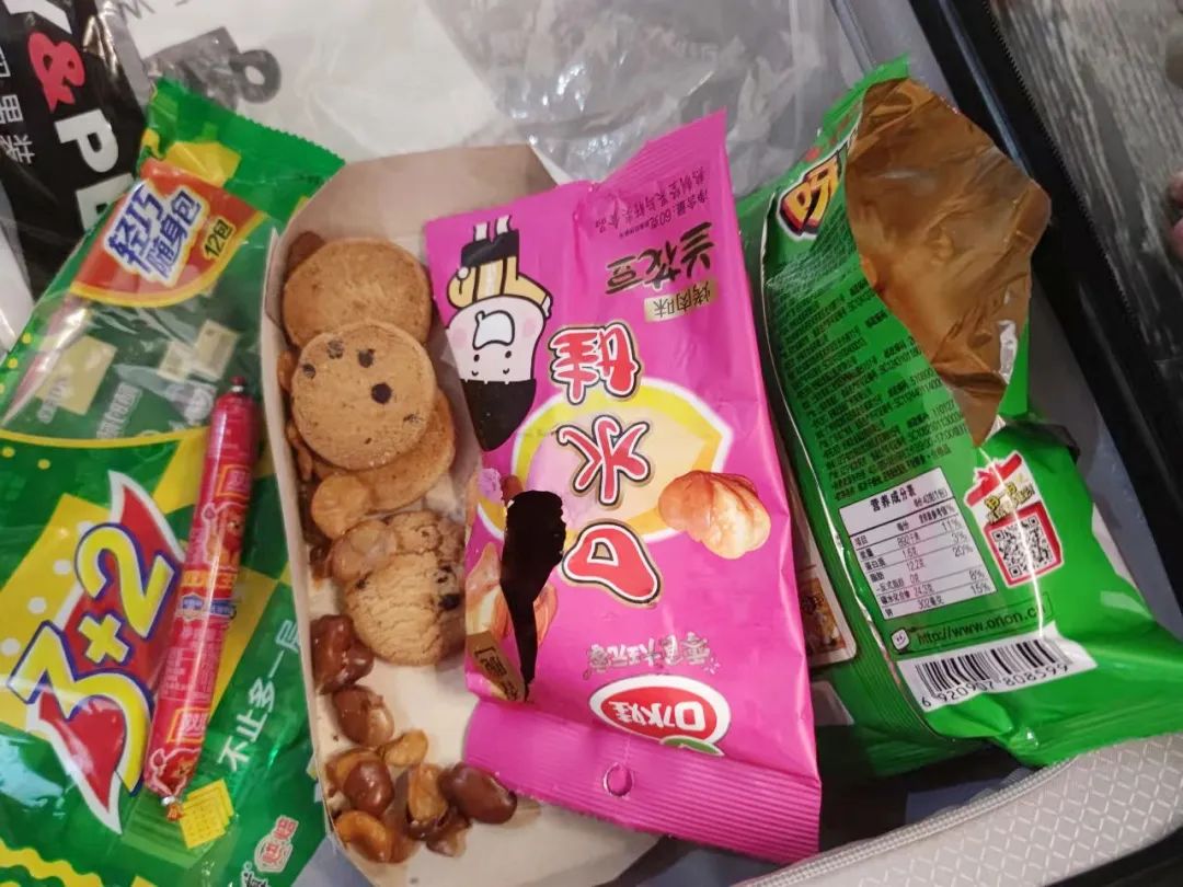 孩子独自出去旅游好吗,孩子单独出远门不放心