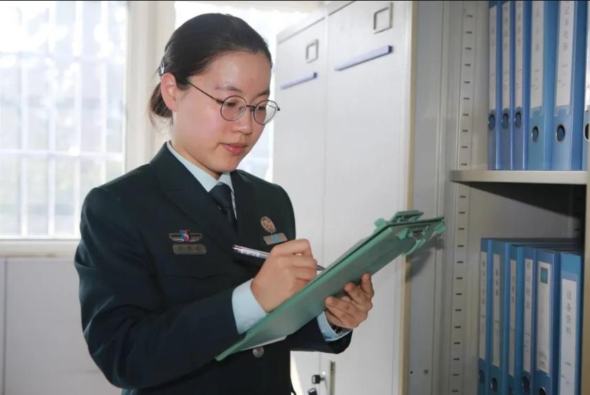 县委大院还原体制内细节,县委大院被剪辑