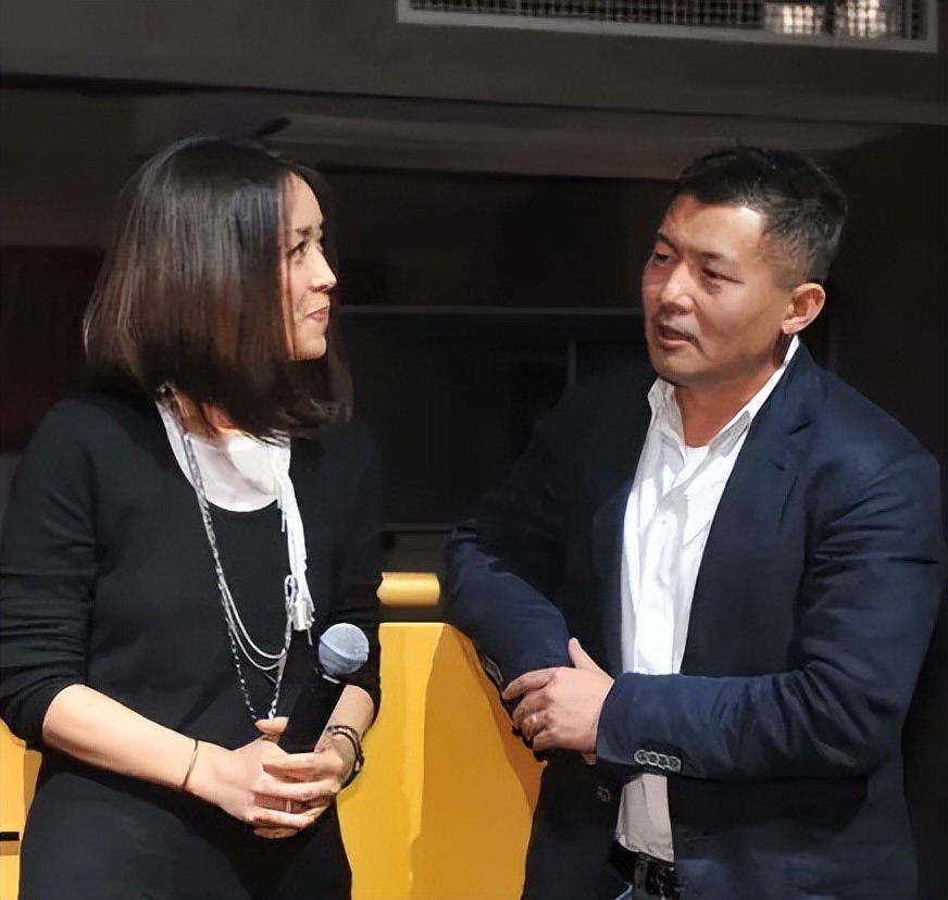 那英孟桐婚姻,那英现任丈夫孟桐照片