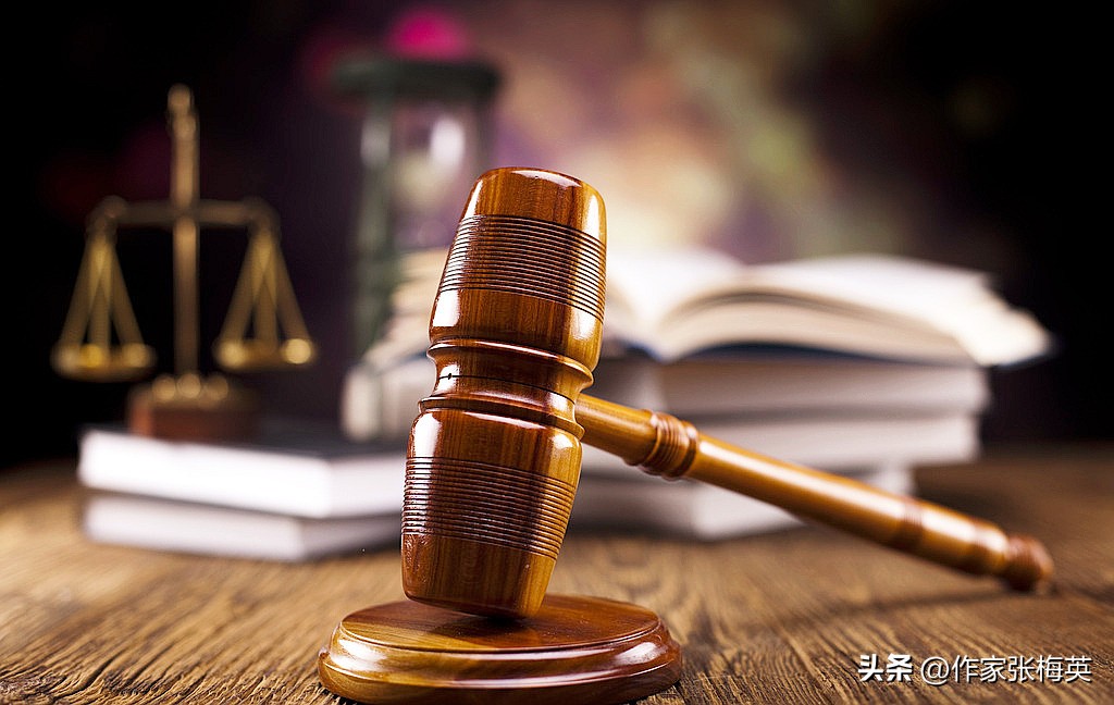 女子花1万8买个lv包居然开裂了,女子买lv包退货