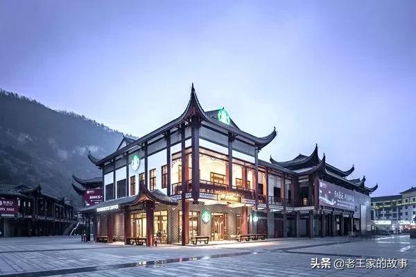 星巴克的员工不热情背后的原因,星巴克员工为什么挖不走