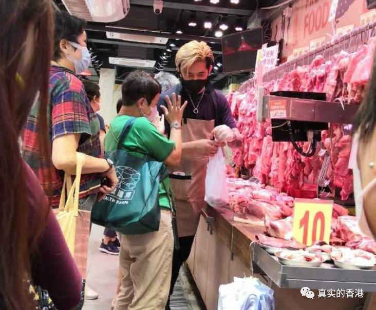 神奇的香港！从卖猪肉到万人迷，只需一个月