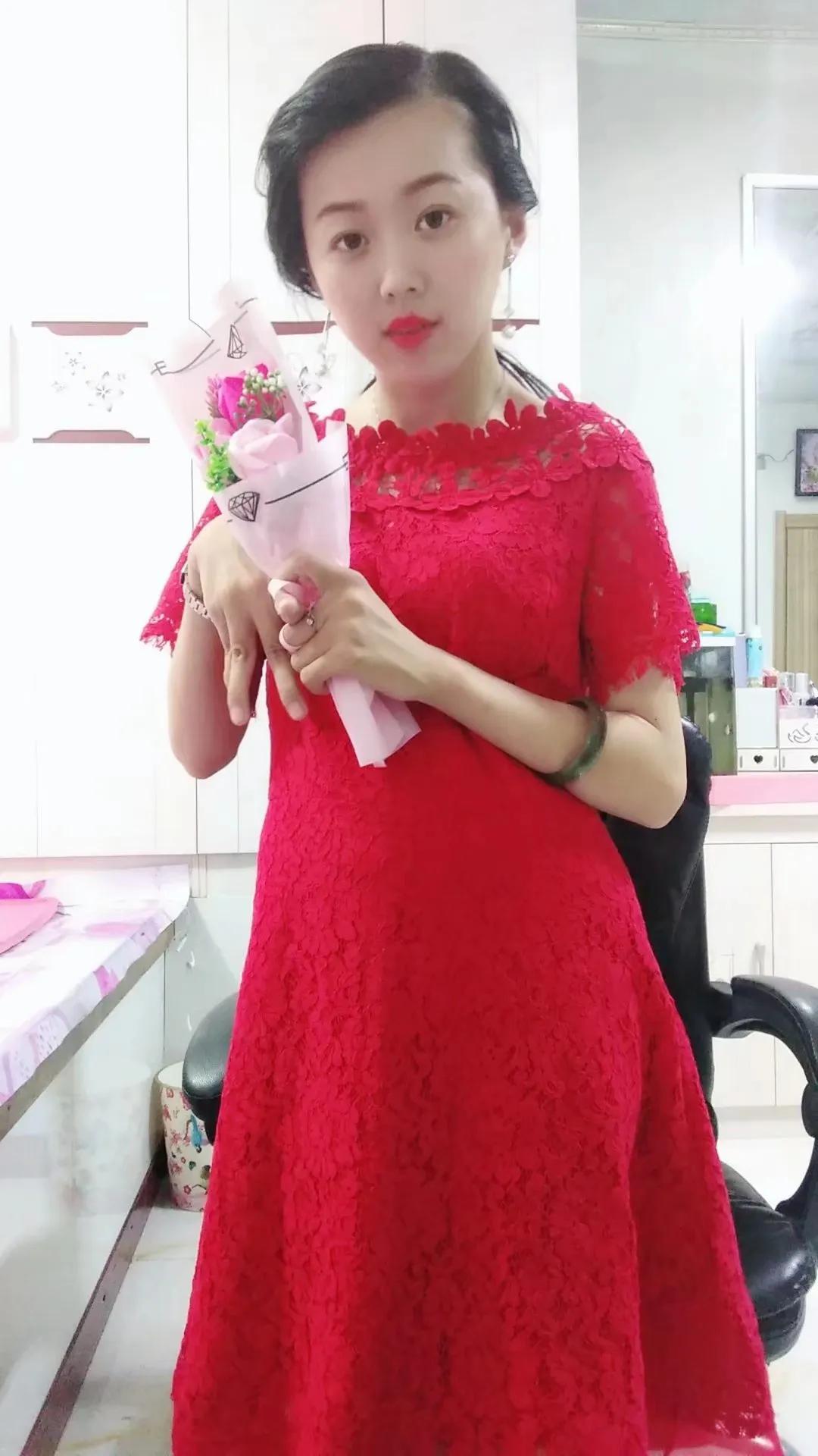 脑瘫关了我一扇门，却打开一扇天窗，让爱照耀进来，温暖我的一生