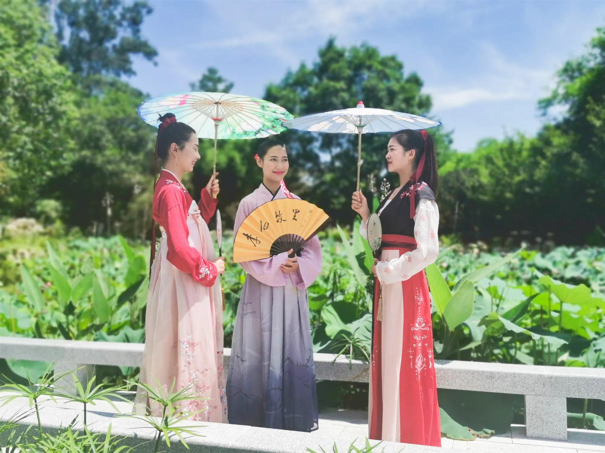 李白身世之谜浅谈之三,李白简介李白身世之谜