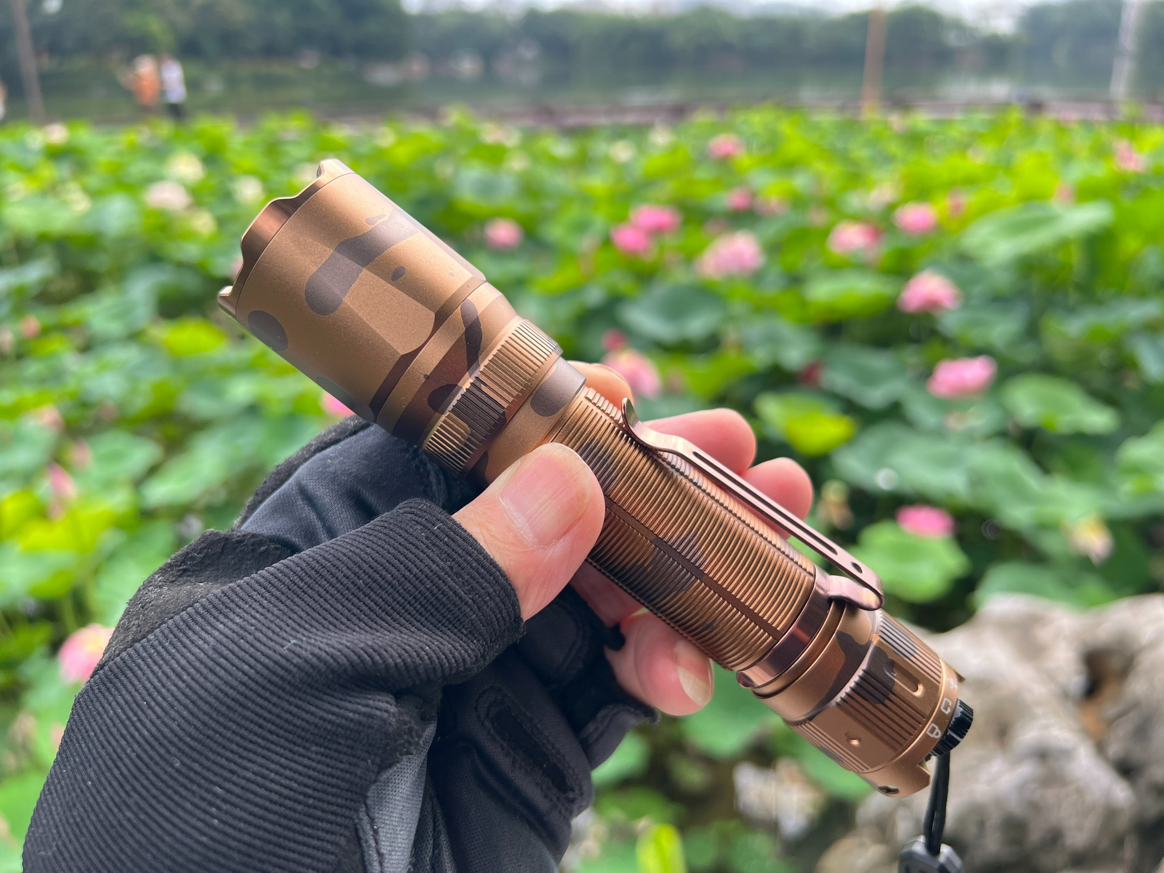 fenix手电测评tk35,fenixtk20uev2.0战术手电