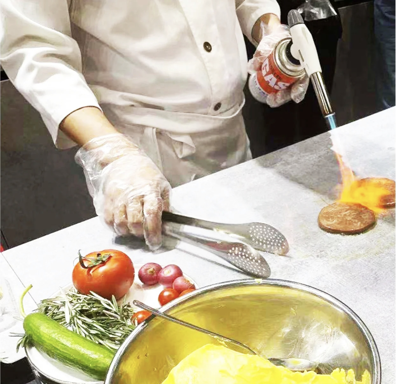 岩板为什么不能成为主流,岩板到底值不值得入手