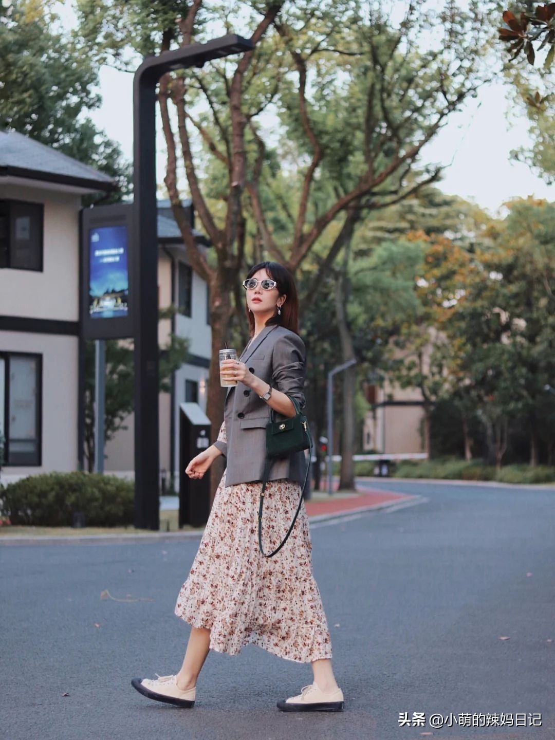 鞋子百搭潮鞋有哪些,硫化鞋搭配什么裤子好看