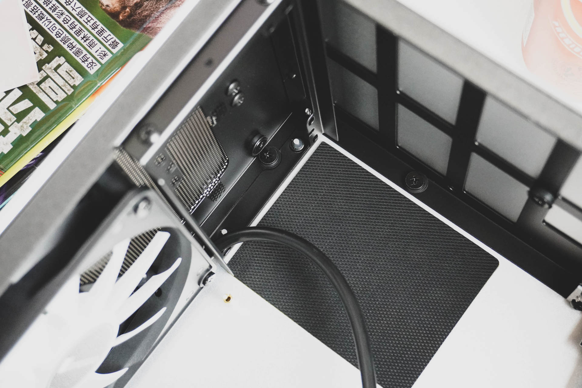 如何缩小主机机箱空间,机箱空间太小了咋办