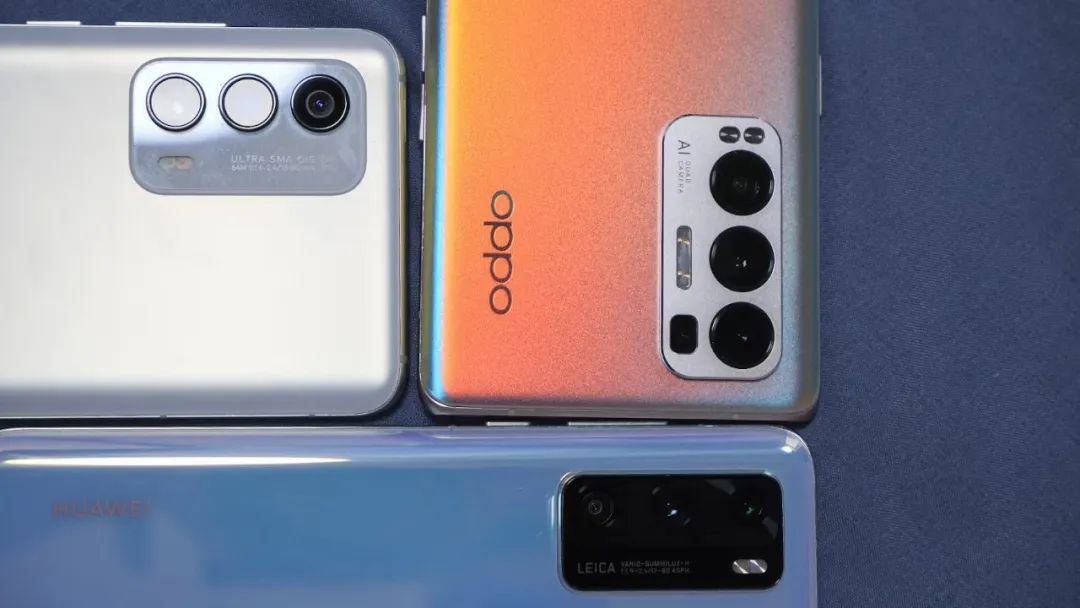 从百花齐放到统一，为啥基本手机都采用玻璃后盖？