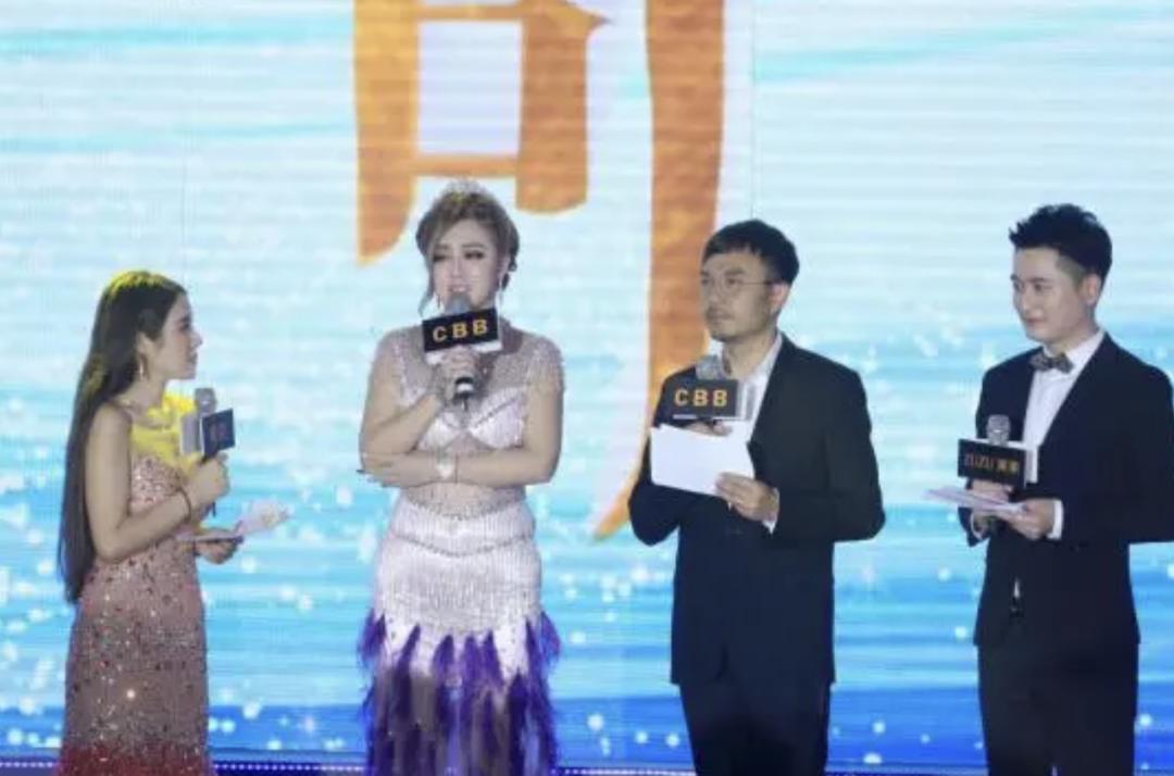 那一年,李佳琦月薪四千,罗永浩负债6亿