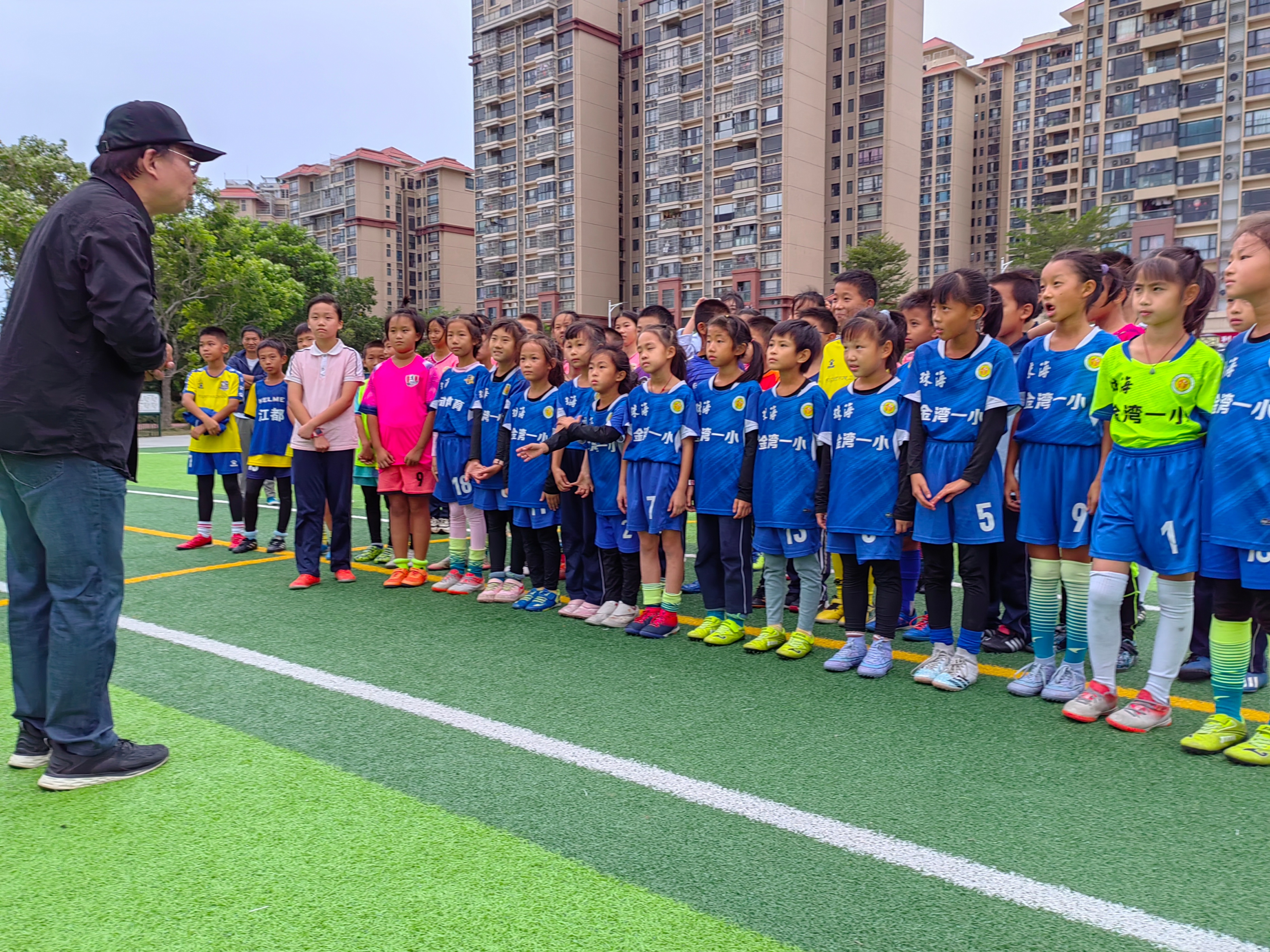 足球解说员韩乔生,韩乔生解说足球