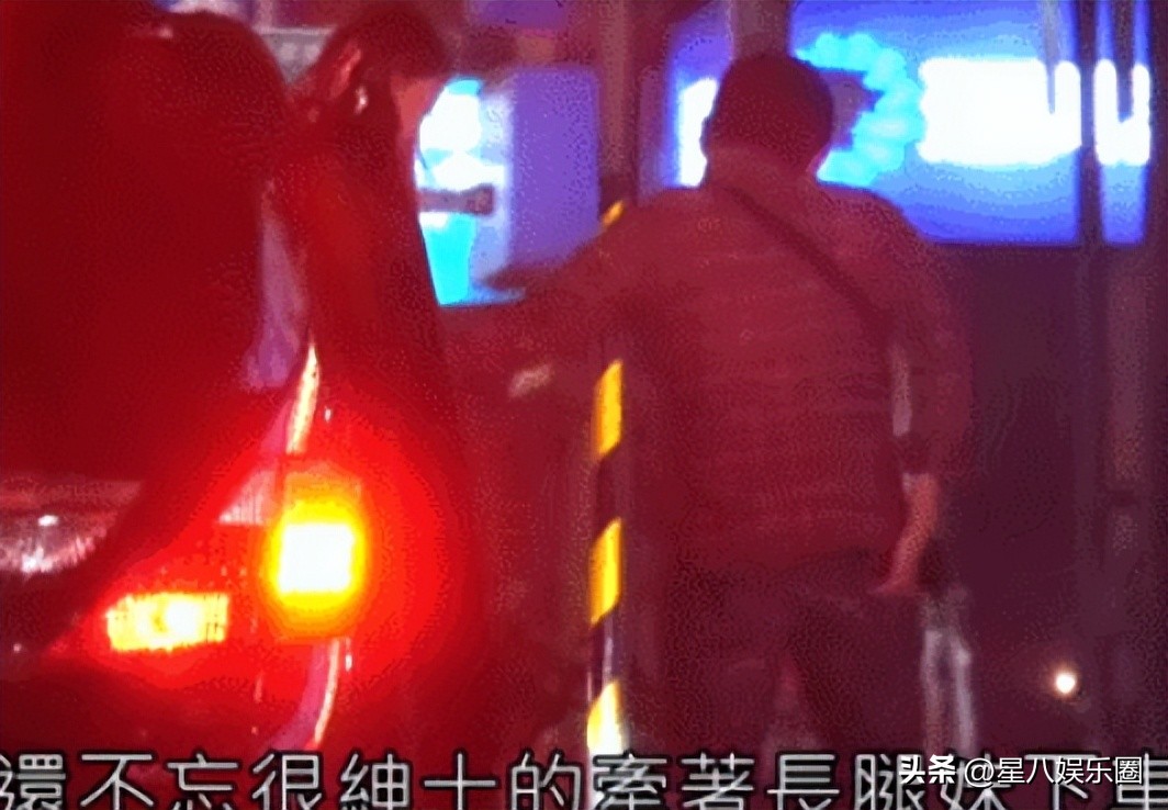 年近六十还离婚的八位男星,出名后离婚的男明星