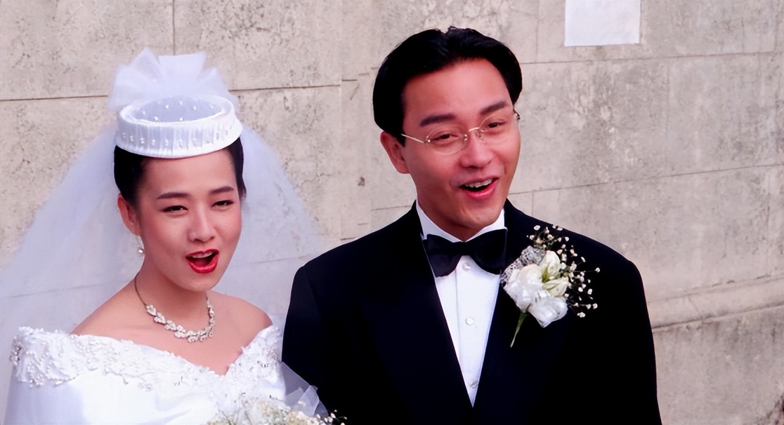 20年后再看张国荣：为何他会对一个男人情有独钟？原因尽显可怜！