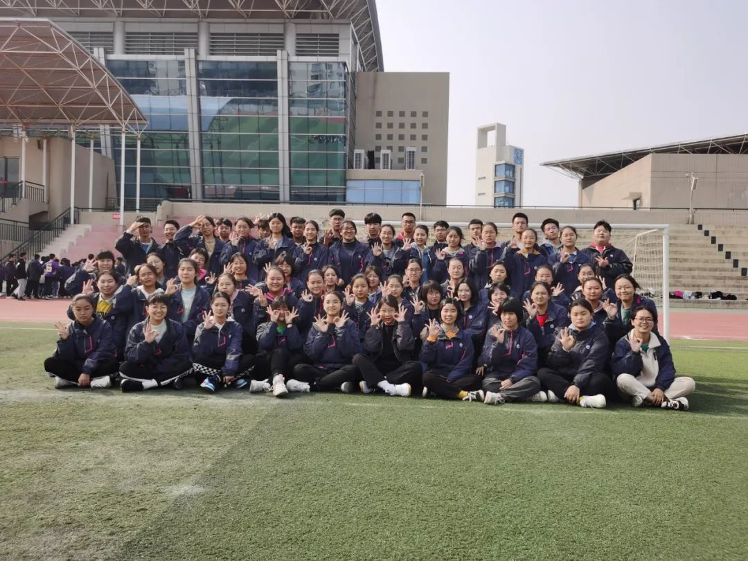 盐城中学创新班光荣榜,盐城先锋中学颁奖仪式