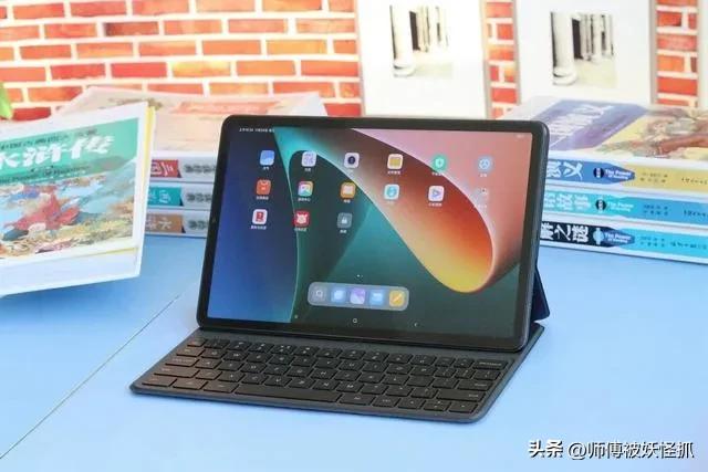 平板电脑和笔记本电脑哪个更强大,平板电脑和笔记本电脑各自优缺点