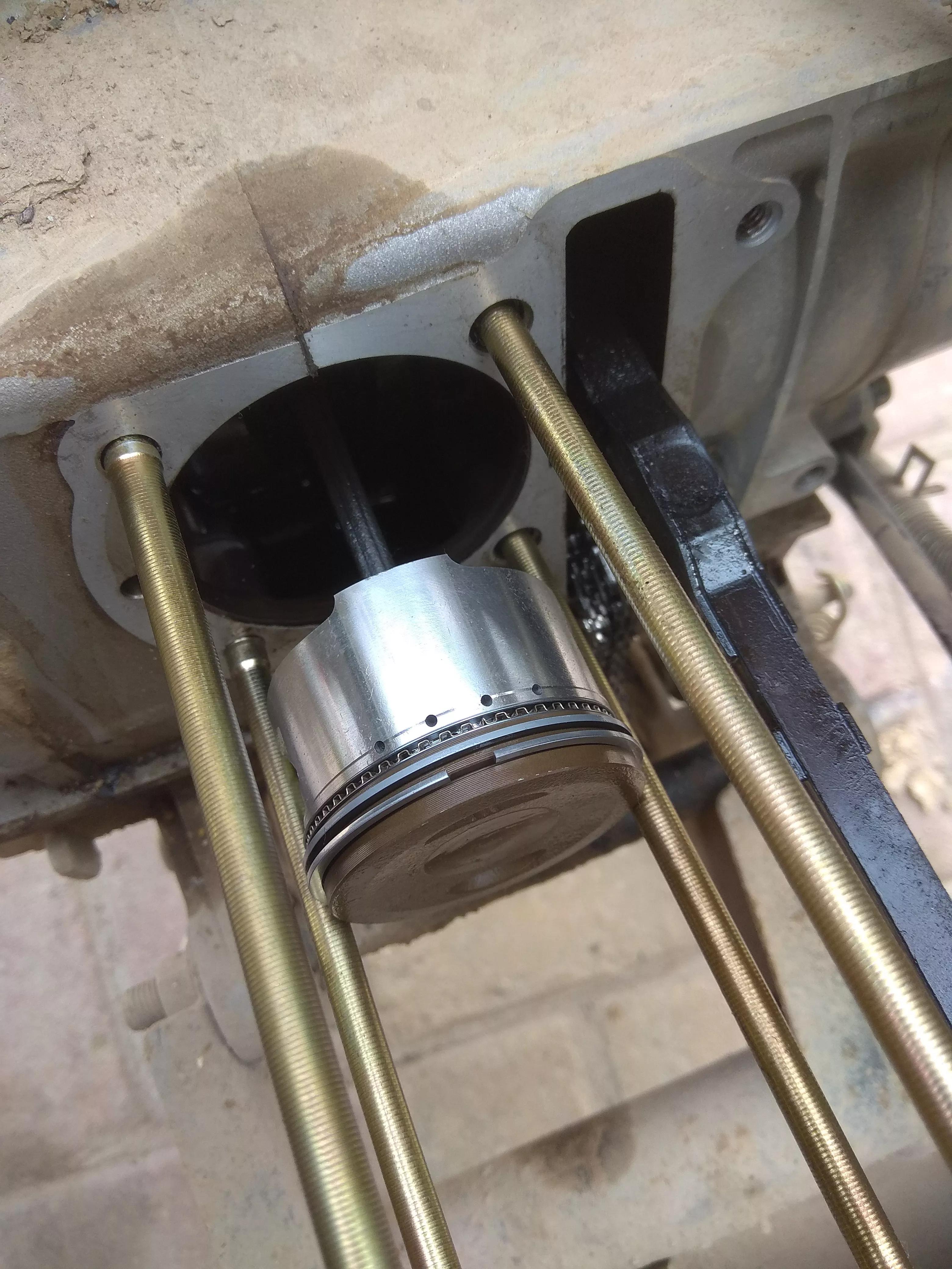 踏板摩托车换套缸后还烧机油,踏板摩托车换了活塞还是烧机油