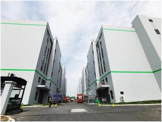 5000平米标准厂房值多少钱,200平方的厂房值多少钱