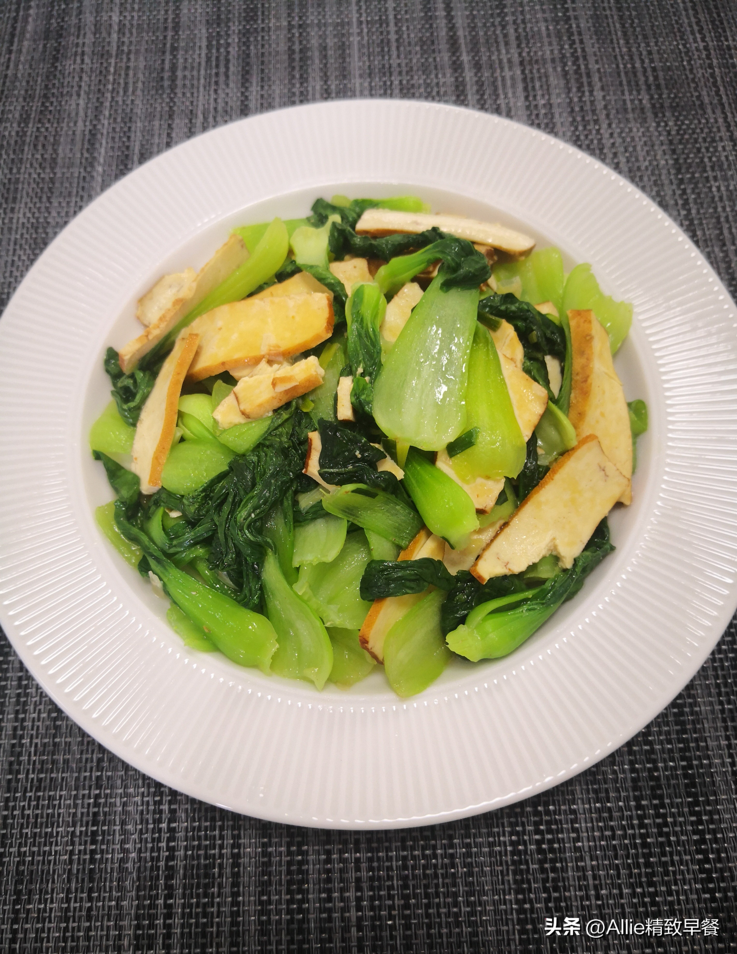 小米别再蒸着吃教你个新吃法,小米别熬粥了教你新的方法