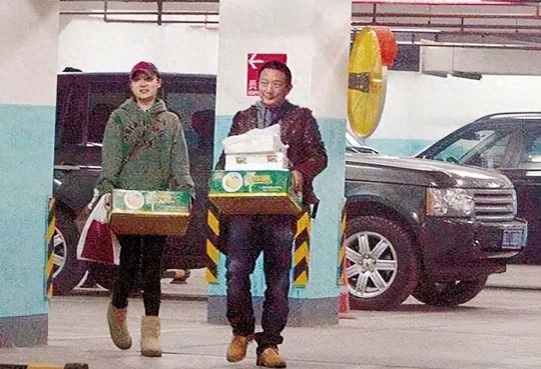 小宋佳自由式婚姻,小宋佳与名导传绯闻