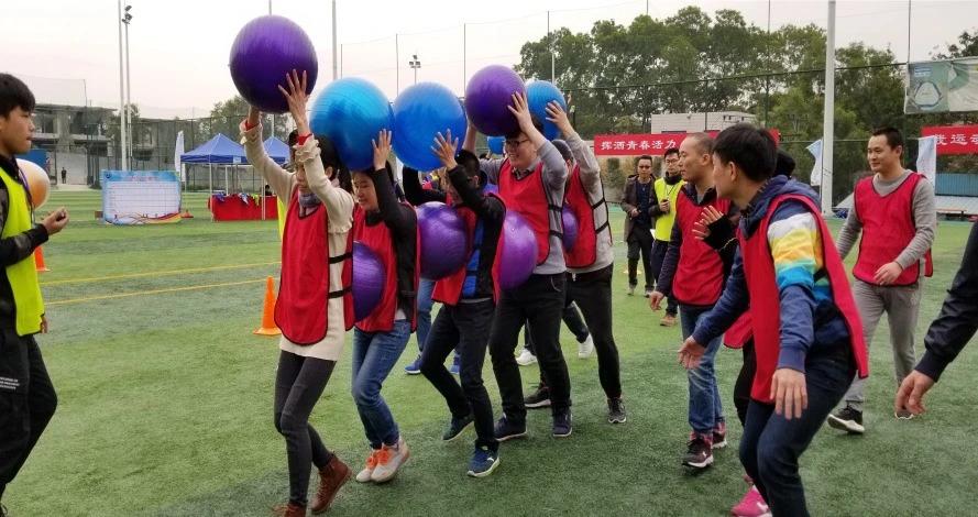 趣玩团建游戏,趣味团建游戏玩法