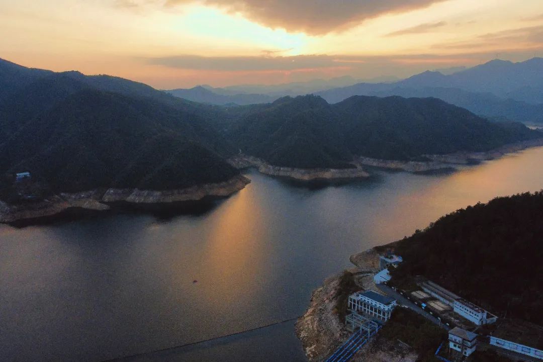 三天两晚安徽初冬之旅，带你一起感受下绿水青山，红色六安