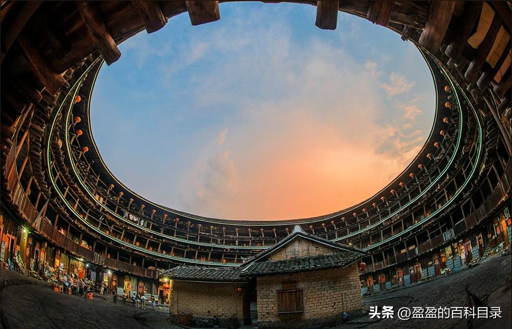 福建的鼓浪屿的景点有哪些,福建鼓浪屿和东山岛哪个好玩