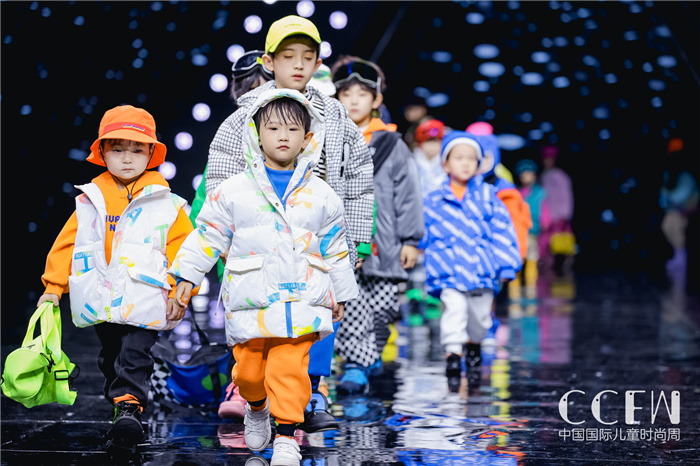 飞驰吧少年原创,飞驰吧少年