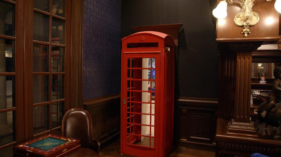 女程序员住8000㎡豪宅、花20年装修：我的成功，是嫁了个亿万富翁