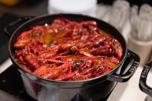 美食与美景并存,美食与美景交相辉映