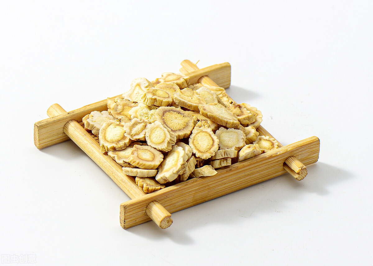 胸痛如刀刺，身体有淤血，不通则痛，一味中药轻松解决，宽畅胸膈