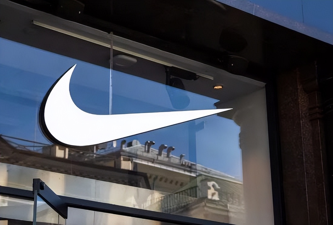 亚瑟士创业史,nike最开始是亚瑟士的代理商吗