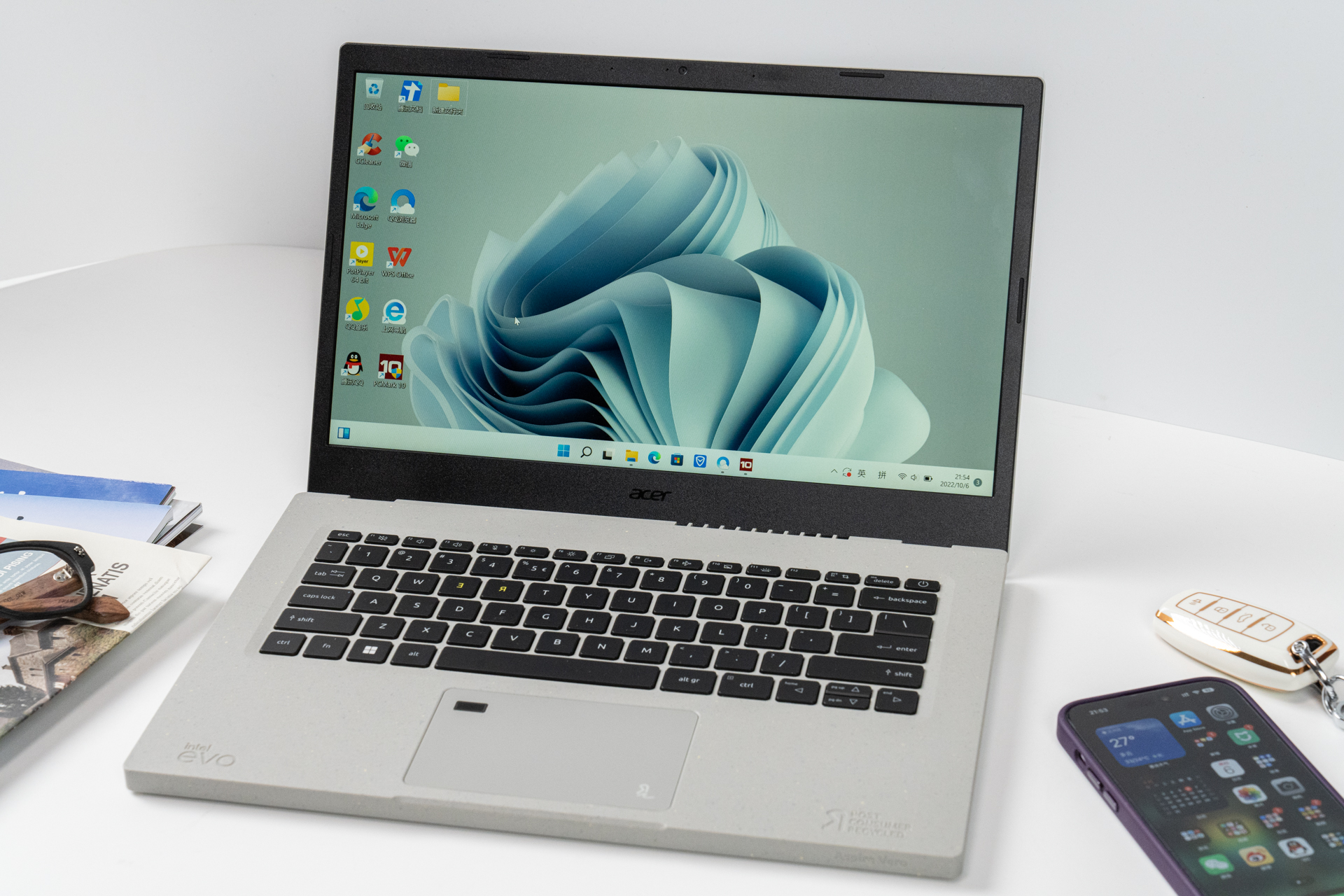 种草的翻包文化，好物实用至上：我的通勤实用主义EDC都有些啥？