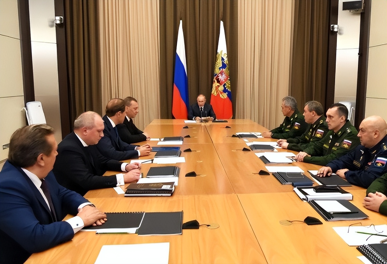 俄乌冲突全球人口减少了多少,俄乌战争男女比例失调