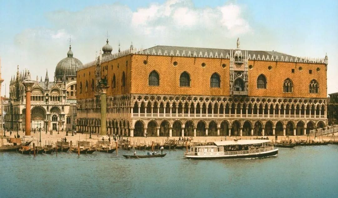 威尼斯丝绸之路,古丝绸之路上的贸易中心