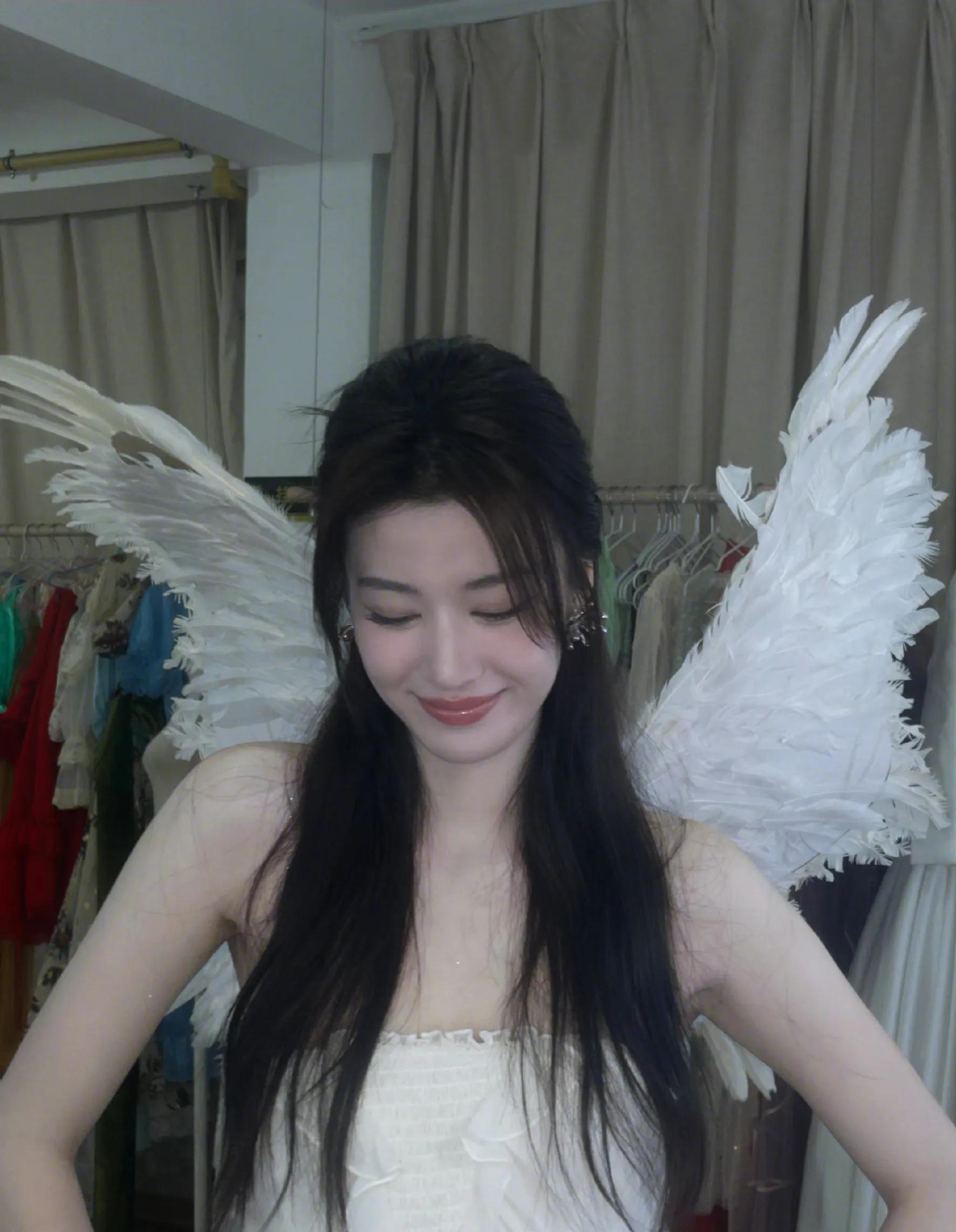 被称为小刘亦菲的新晋九五花王楚然究竟有多美