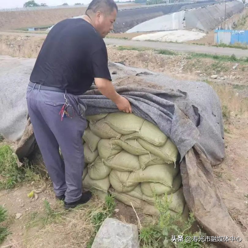 筑牢防汛安全网打响防汛保卫战,多个镇街未雨绸缪筑牢防汛安全网