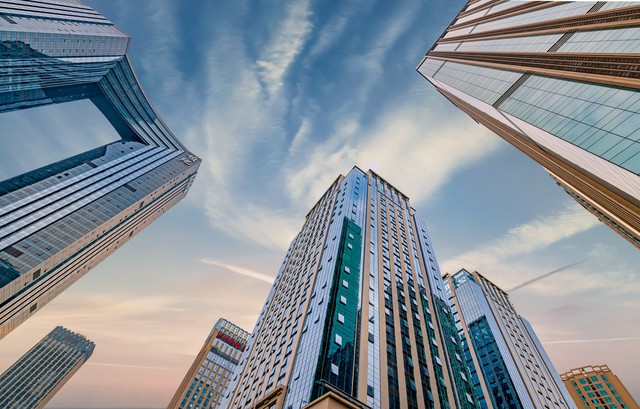 深圳第一高楼拍卖时间,中国第一高楼深圳700米多少层