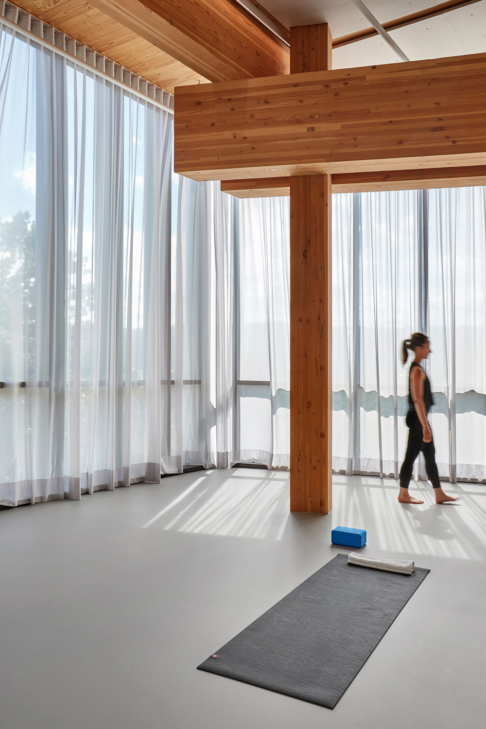 阿迪达斯adidas完美运动之选,adidas阿迪达斯陈列