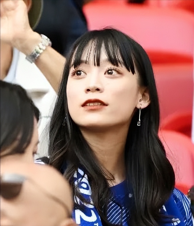 世界杯日本国足太太团曝光,世界杯日本美女太太团