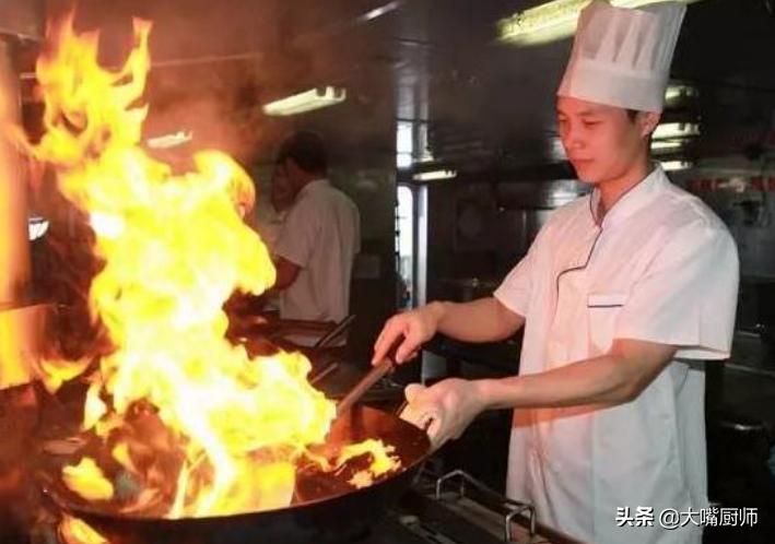 小孩子学厨艺先学什么,如何教孩子学做菜